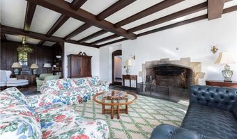 2180 Tower Hill Rd, North Kingstown, RI 02874