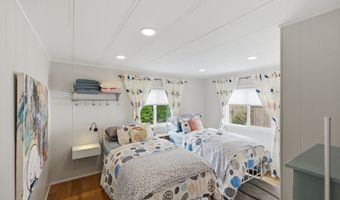 1155 2ND St NE, Bandon, OR 97411