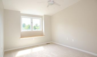 7025 CHESAPEAKE HARBOUR Dr 18B, Annapolis, MD 21403