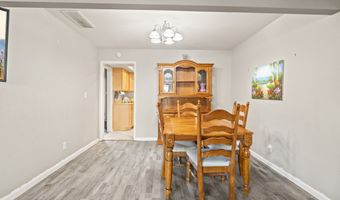 6709 Yellowstone Pkwy, Indianapolis, IN 46217