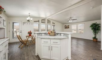 10 Seco Ct, Caballo, NM 87931