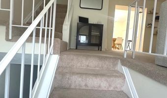423 KOSOAK Rd, Baltimore, MD 21220