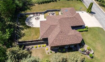 1401 Martin Rd, Albert Lea, MN 56007