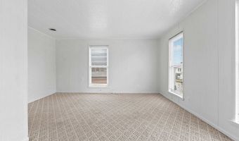 323 5TH St, Algoma, WI 54201