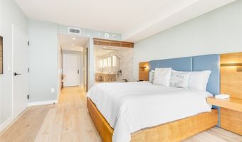 383 Kalaimoku St 3503, Honolulu, HI 96815