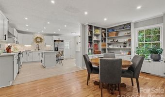 1203 Flintshire Dr, Albemarle, NC 28001