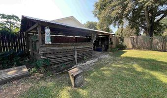 135 S Canoe Rd, Atmore, AL 36502