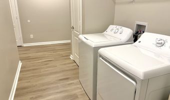 4263 Cairo Way, Avon, IN 46123