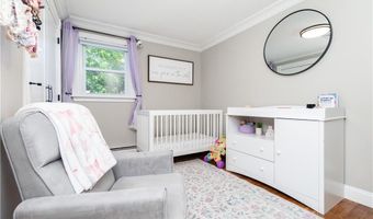 26 Sharon Pkwy, North Smithfield, RI 02896