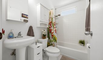 1461 Aunauna St, Kailua, HI 96734