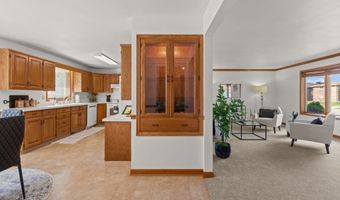 3300 N LAWE St, Appleton, WI 54911
