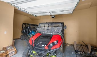 6 Valley Watch Ct, Banner Elk, NC 28604