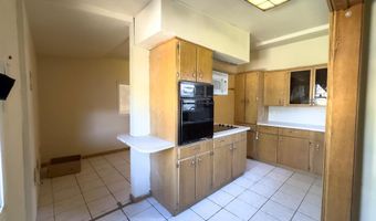 513 Holly St, Angleton, TX 77515