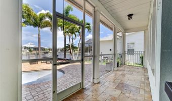 5722 SEA TROUT Pl, Apollo Beach, FL 33572