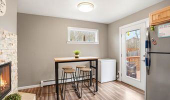 5126 Caribou Ave, Anchorage, AK 99508