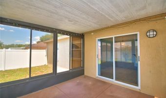 676 BERKLEY POINTE Dr, Auburndale, FL 33823