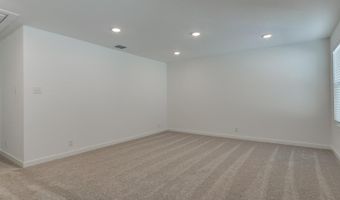 226 Brood Dr, Adkins, TX 78101