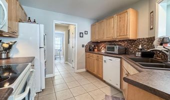 207 Sawyer Ln, Apalachicola, FL 32320