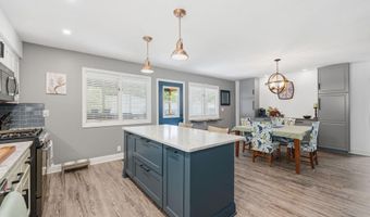 1004 Elm St, Auburn, IN 46706