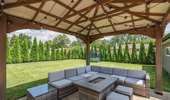 957 N HOWARD Ave, Addison, IL 60101