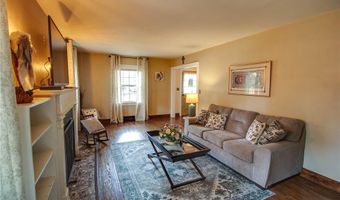 2430 Maxey St, Alton, IL 62002