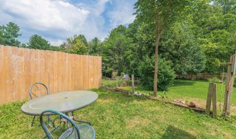 1330 Hillcrest Rd, Bedford, IN 47421