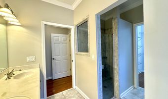 900 PARADISE Ln, Atlantic Beach, FL 32233