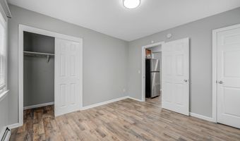 37 Park Ave 3, Amityville, NY 11701