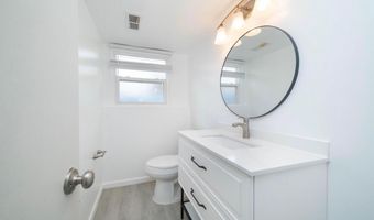3212 Lockridge Dr, Ann Arbor, MI 48108