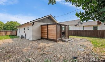 820 E Elgin St, Caldwell, ID 83605