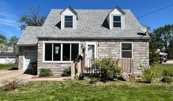 309 1st St E, Altoona, IA 50009