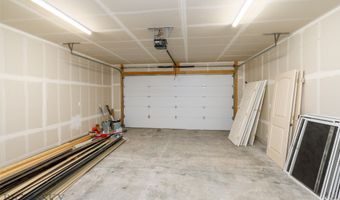 500 Spaniel Ln, Belgrade, MT 59714