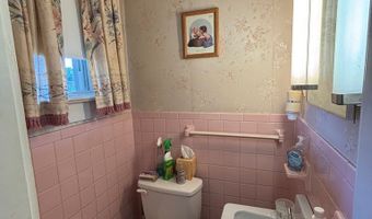 276 Blue Jay Dr, Beaver, WV 25813