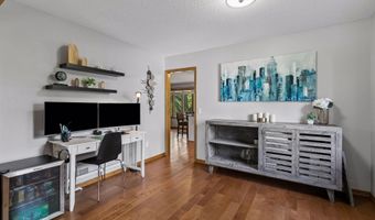 12904 Essex Way, Apple Valley, MN 55124