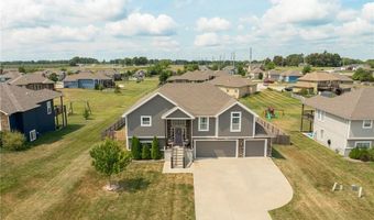 6994 141st St, Basehor, KS 66007