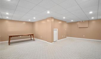 625 Cherry Farm Rd, Burrillville, RI 02830