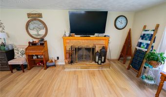 453 Hillcrest Dr, Ashland, OH 44805