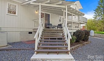 6 Mulberry Dr, Arden, NC 28704