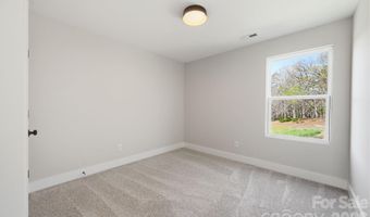 1431 Hilltop St, Albemarle, NC 28001