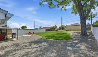 3903 BEVANS St, Cheyenne, WY 82009
