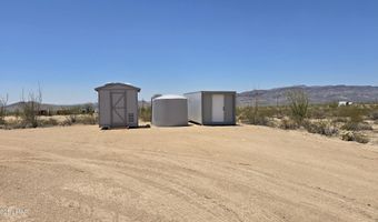 14355 S Angell Rd, Yucca, AZ 86438
