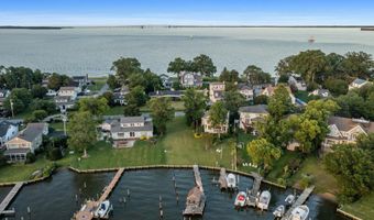 45 E LAKE Dr, Annapolis, MD 21403