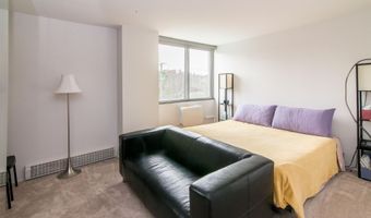 1050 Wall St 3C, Ann Arbor, MI 48105