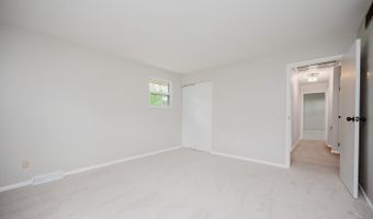 5398 Sultana Dr, Delhi, OH 45238