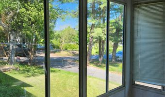 14 Getchell St, Bath, ME 04530