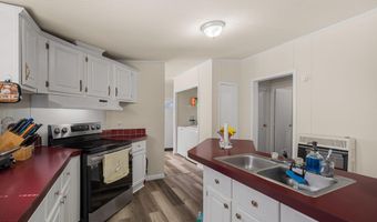 73 Mcleod Ln, Bassfield, MS 39421