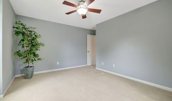 8104 BRIAR CREEK Dr, Annandale, VA 22003