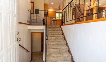 102 Ross Gdn NW, Alexandria, MN 56308