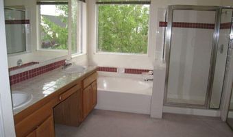 8700 Oakcrest Pl NW, Albuquerque, NM 87114