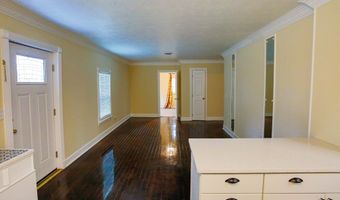 708 Miles Rd, Baxley, GA 31513